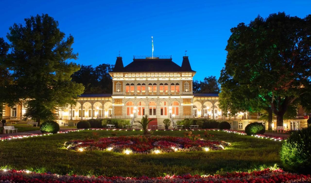 Hotel Koenig Albert Bad Elster Exterior foto